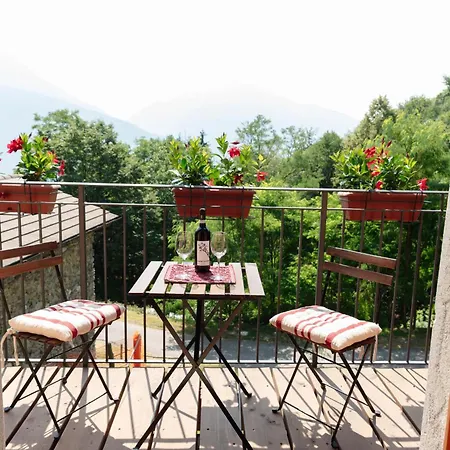 Veler - * Pianello Del Lario